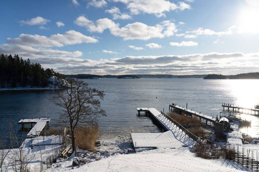 Вилла, Österåker, Vingåkers Kommun