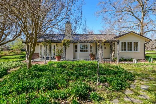 Luxury home in Guinda, Yolo County