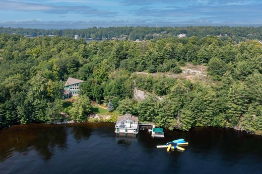 Gravenhurst, Ontarioの一戸建て住宅