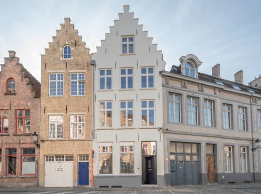 Müstakil ev Brugge, Provincie West-Vlaanderen