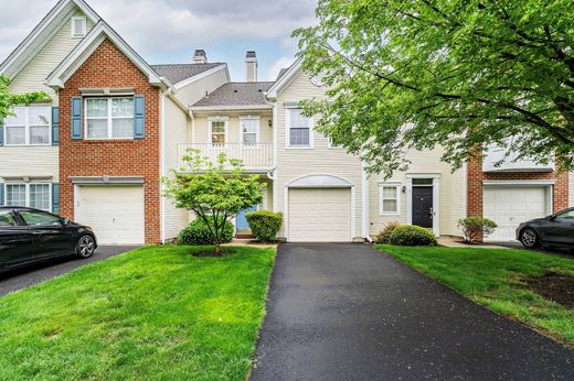 Luxury home in Holmdel, Monmouth County