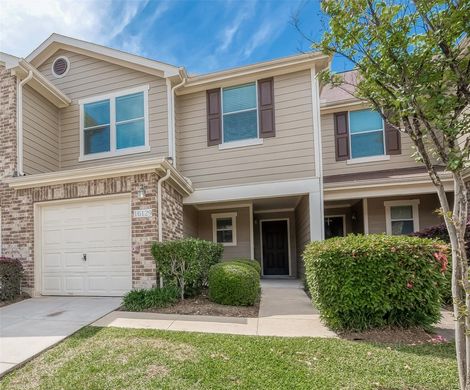 Townhouse - Tomball, Harris County