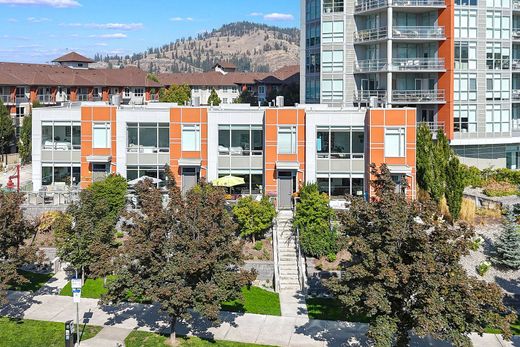 Casa adosada en Kelowna, Regional District of Central Okanagan