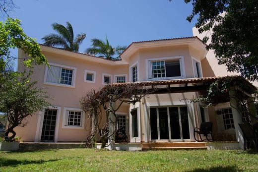 Detached House in Playa del Carmen, Quintana Roo, Solidaridad