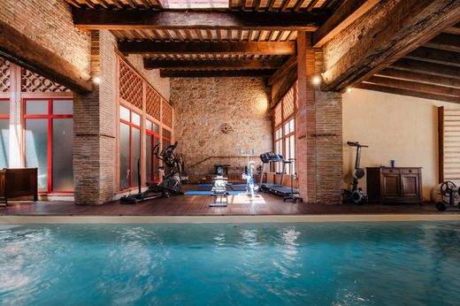 Смежная Вилла, Torreilles, Pyrénées-Orientales