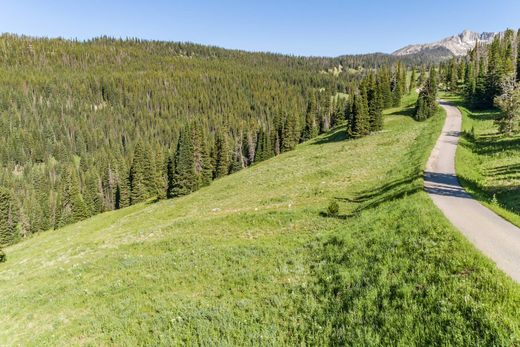 Grond in Big Sky, Gallatin County