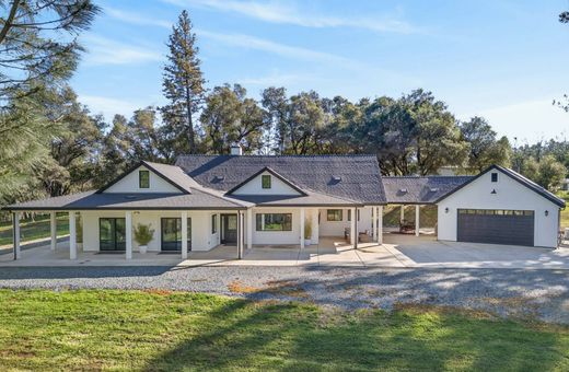 Luxury home in Somerset, El Dorado County