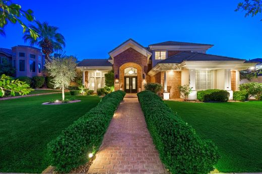 بيت مستقل ﻓﻲ Henderson, Clark County