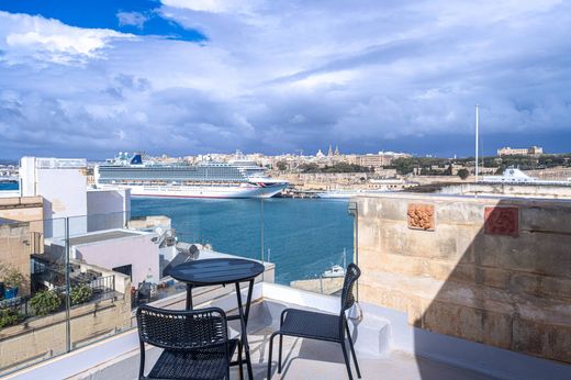 Townhouse in Senglea, L-Isla