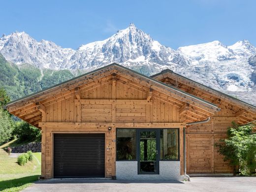 Casa Unifamiliare a Chamonix-Mont-Blanc, Alta Savoia