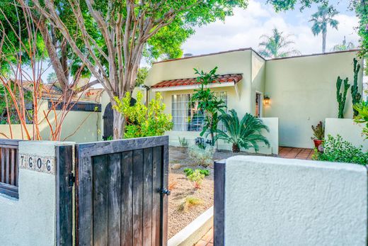 Maison individuelle à West Hollywood, Comté de Los Angeles