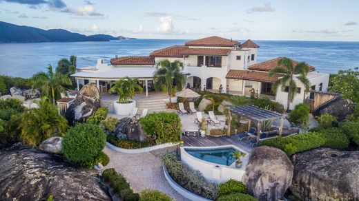 Villa in Spanish Town