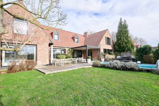 Частный Дом, Gruson, North