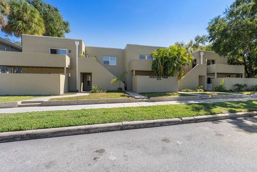 Apartment / Etagenwohnung in Tampa, Hillsborough County