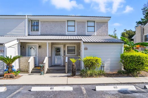 아파트 / Saint Simons Island, Glynn County