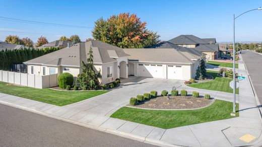 Casa Unifamiliare a Kennewick, Benton County