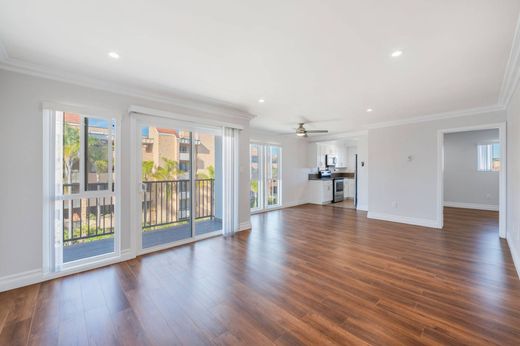 Apartment in Redondo Beach, Los Angeles County