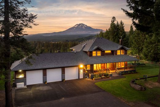 Luxury home in Trout Lake, Klickitat County