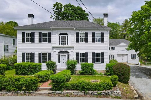 Detached House in Thomaston, Knox County