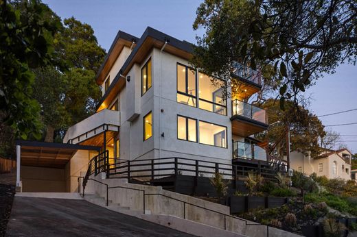 Detached House in Berkeley, Alameda County