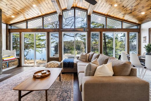 Casa di lusso a Gravenhurst, Ontario