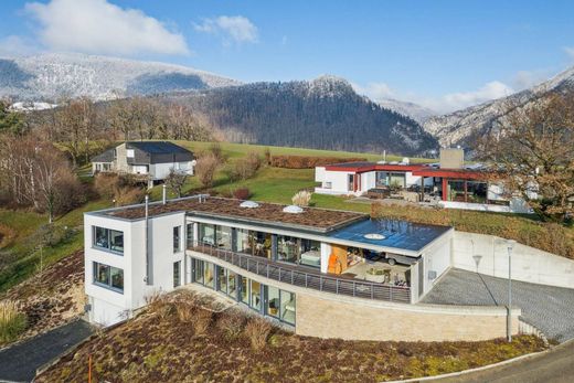 Apartment in Moutier, Jura bernois