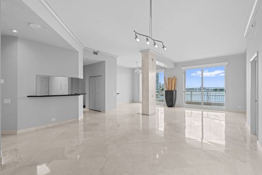 Apartment in Miami, Miami-Dade