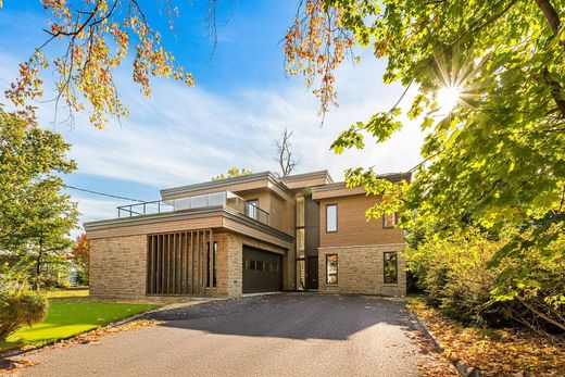 Μονοκατοικία σε Pointe-Claire, City of Montréal