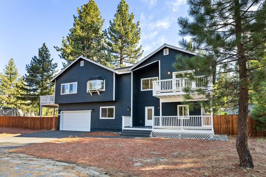 South Lake Tahoe, El Dorado Countyの一戸建て住宅