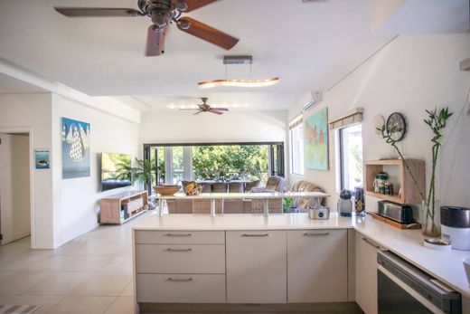 Duplex appartement in Tamarin, Black River District