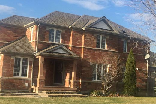 Townhouse in Mississauga, Ontario