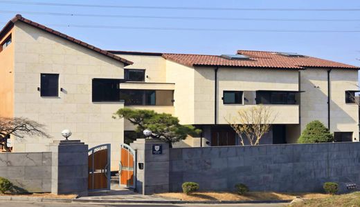 Частный Дом, Seongnam-si, Gyeonggi-do