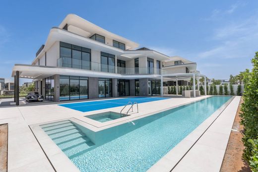 Luxury home in Dubai