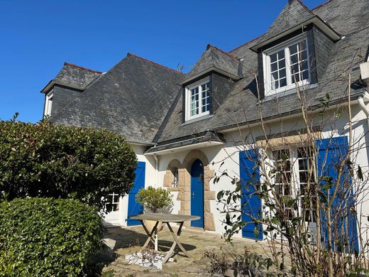 Dinard, Ille-et-Vilaineの一戸建て住宅