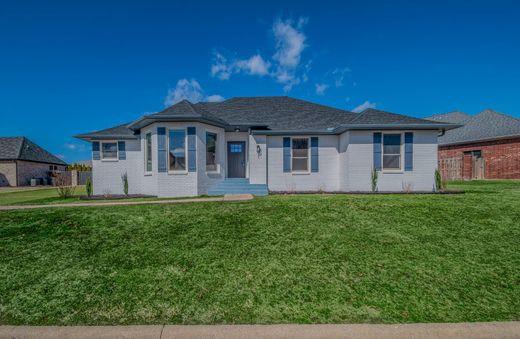 Vrijstaand huis in Rogers, Benton County