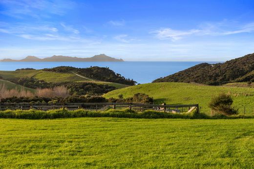 Land in Kaipara Flats, Auckland