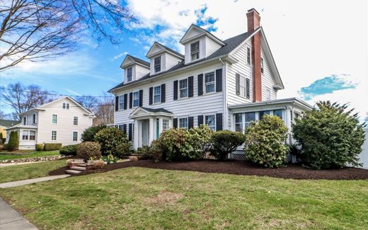 Detached House in Milford, New Haven County