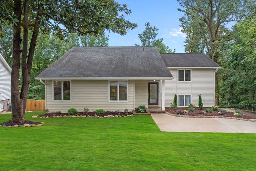 Luxury home in Greer, Greenville County
