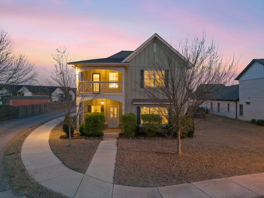Detached House in Huntsville, Madison County