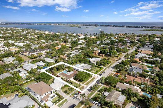 Detached House in West Palm Beach, Palm Beach