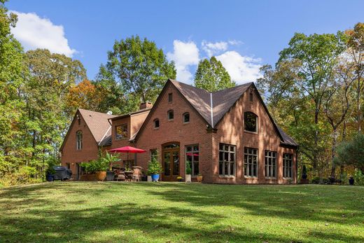 Detached House in Chattahoochee Hills, Fulton County