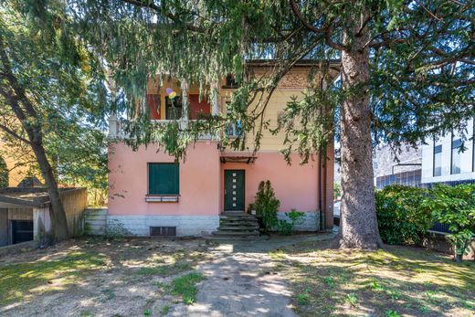 Land in Cadempino, Lugano