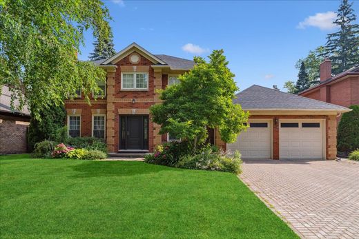 Detached House in Oakville, Ontario