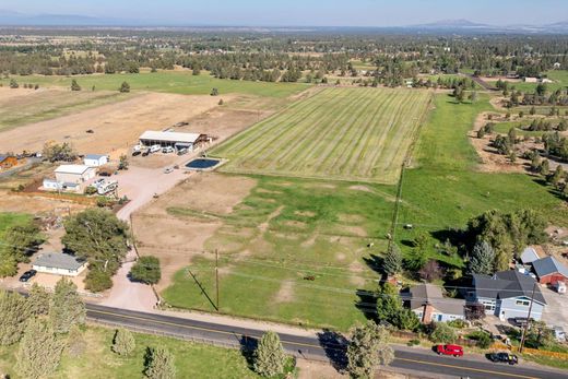 Arsa Redmond, Deschutes County