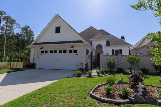 Casa Unifamiliare a Covington, Saint Tammany Parish