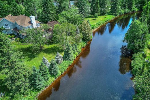 Einfamilienhaus in Val-David, Laurentides