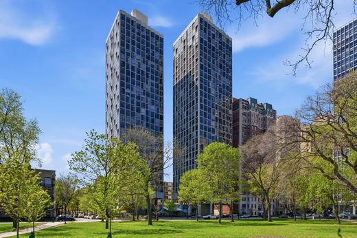 Apartment in Chicago, Cook County