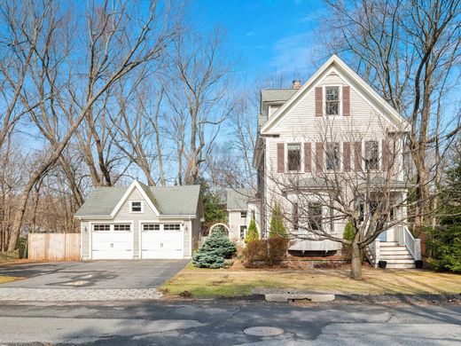 Detached House in Lexington, Middlesex County