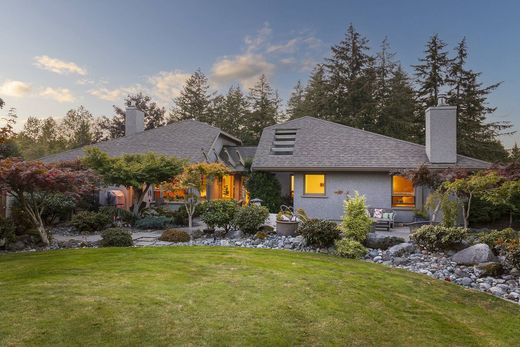 Einfamilienhaus in Central Saanich, Capital Regional District