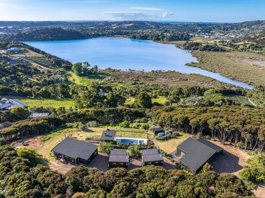 Grundstück in Waiheke, Auckland